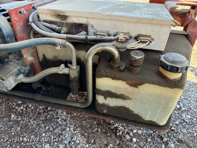 image for item EE7665 Snorkel SL 25 scissor lift