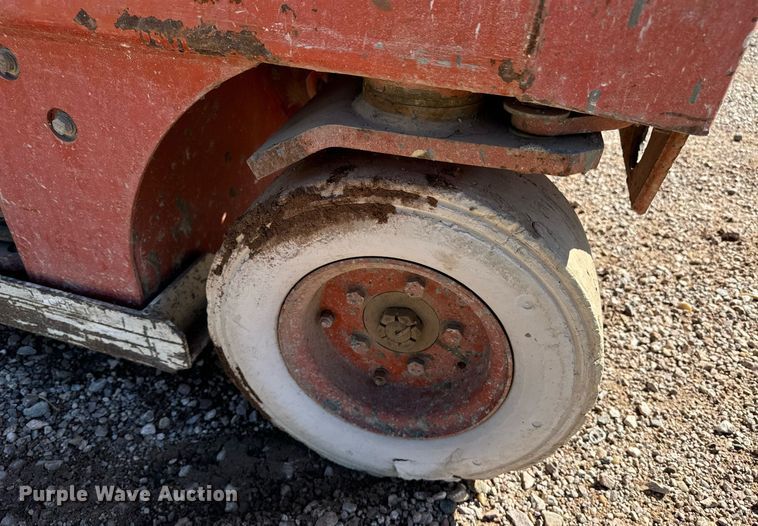 image for item EE7665 Snorkel SL 25 scissor lift