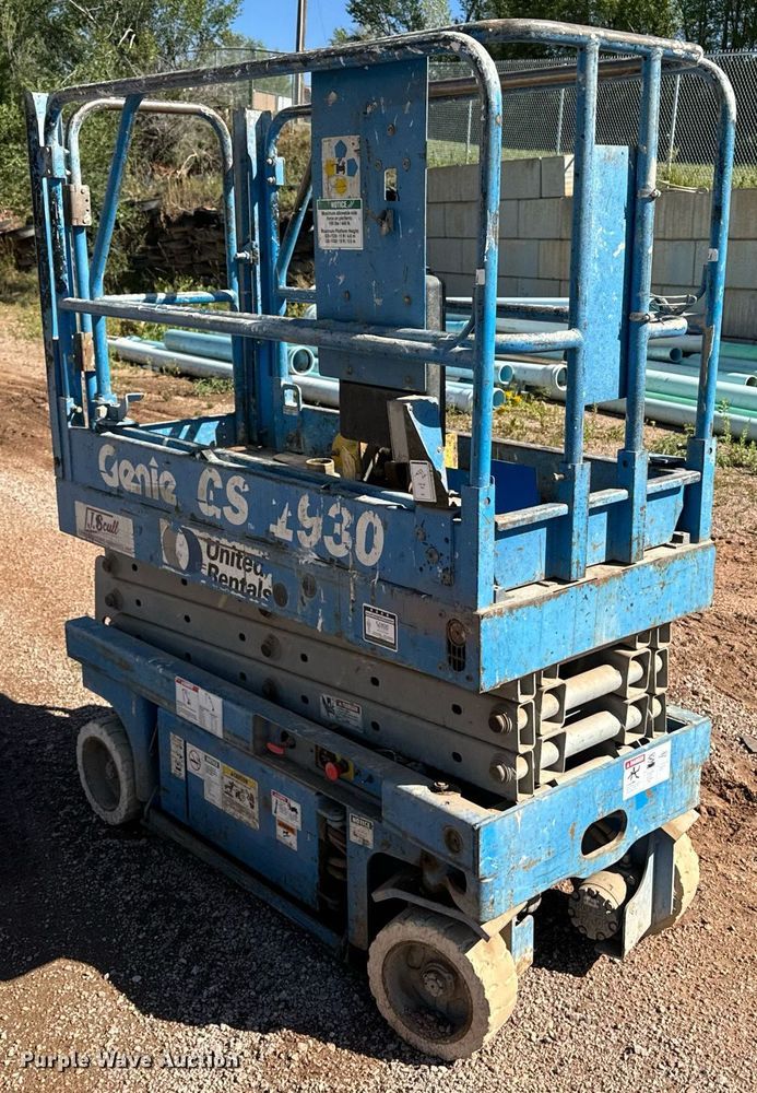 image for item EE7666 Genie GS-1930 scissor lift