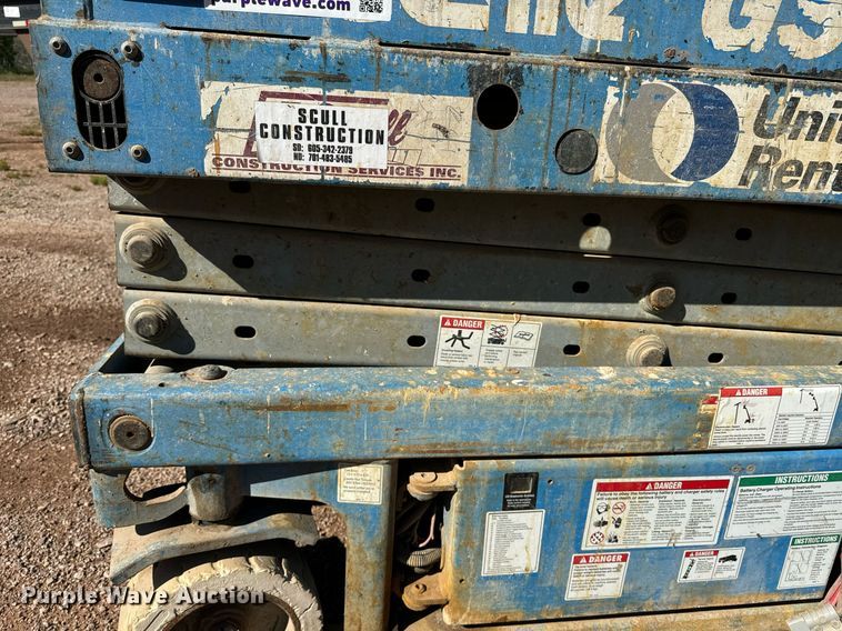 image for item EE7666 Genie GS-1930 scissor lift