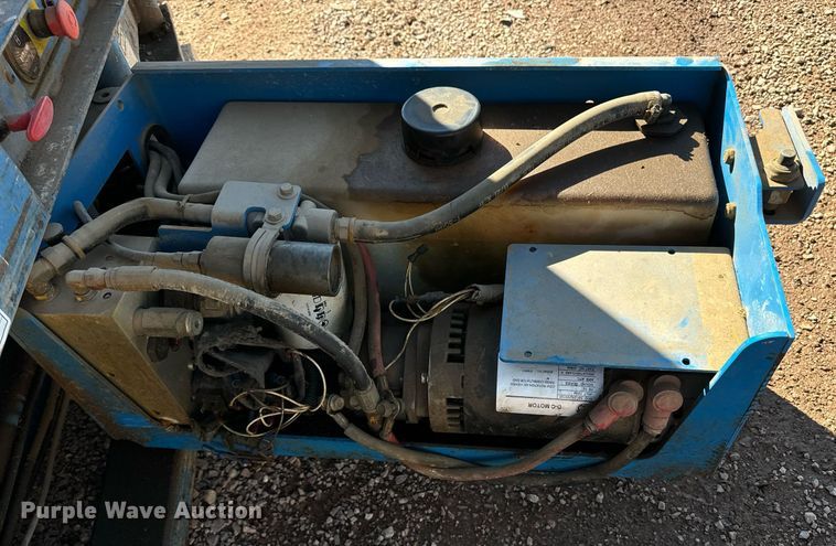 image for item EE7666 Genie GS-1930 scissor lift