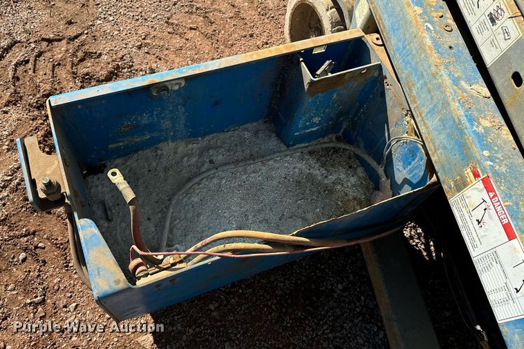 image for item EE7666 Genie GS-1930 scissor lift