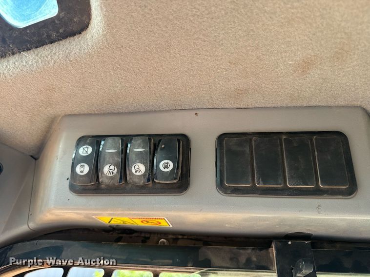 image for item EE7668 2015 Caterpillar 289D tracked skid steer loader