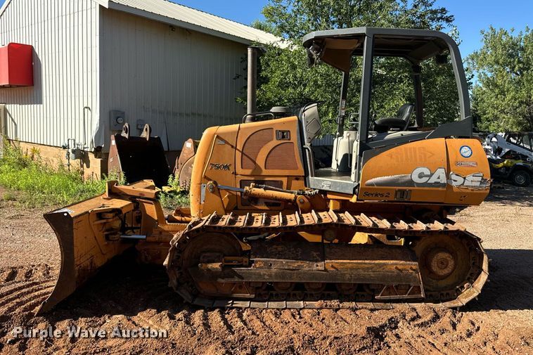 image for item EE7669 2005 Case 750K LT dozer