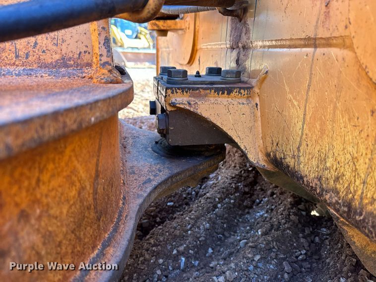 image for item EE7669 2005 Case 750K LT dozer