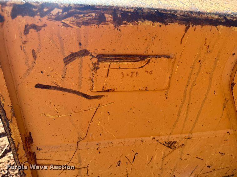 image for item EE7669 2005 Case 750K LT dozer