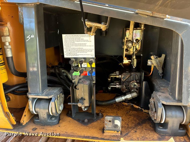 image for item EE7669 2005 Case 750K LT dozer