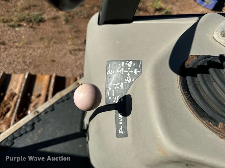 image for item EE7669 2005 Case 750K LT dozer