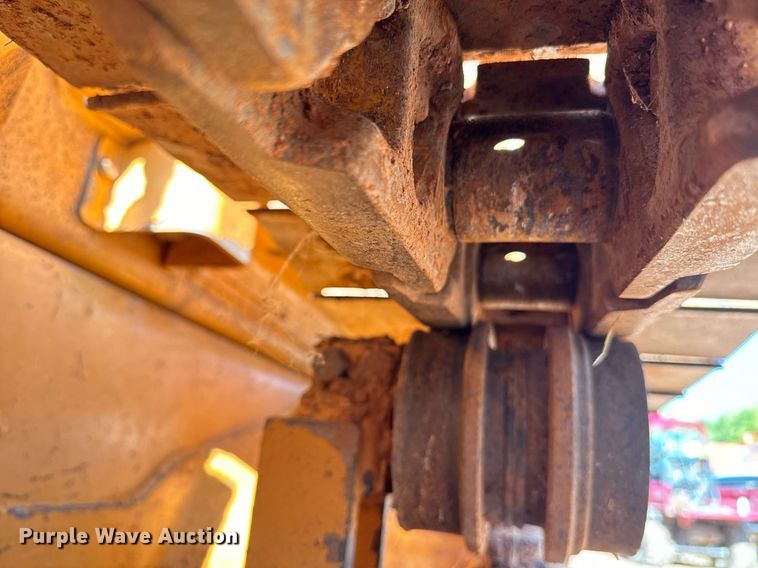 image for item EE7669 2005 Case 750K LT dozer