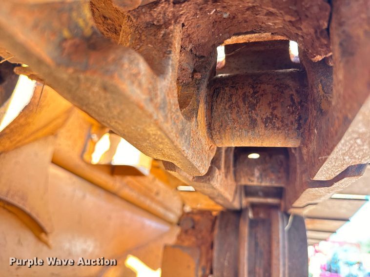 image for item EE7669 2005 Case 750K LT dozer