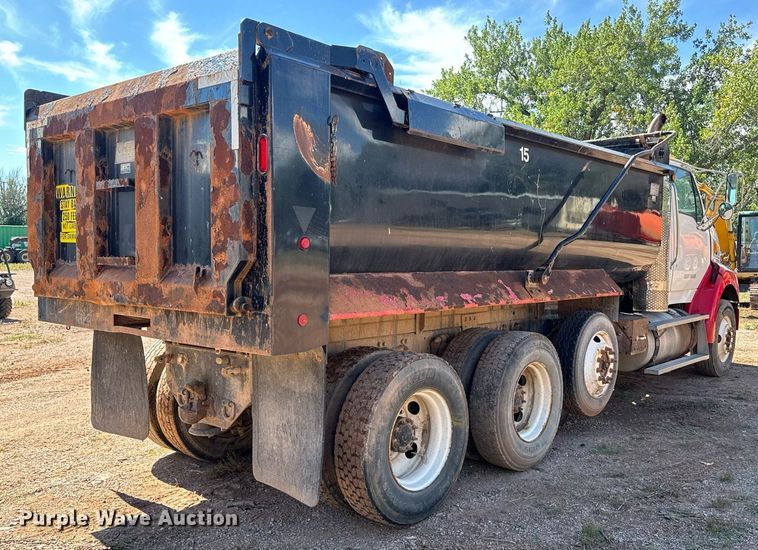image for item EE7670 2008 Sterling AT9500 dump truck