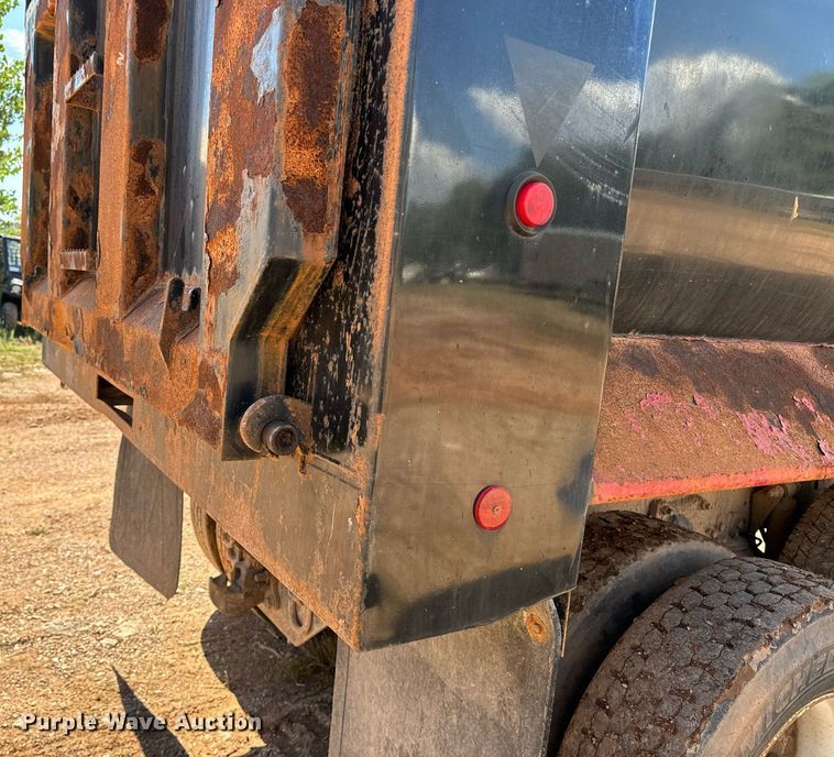 image for item EE7670 2008 Sterling AT9500 dump truck