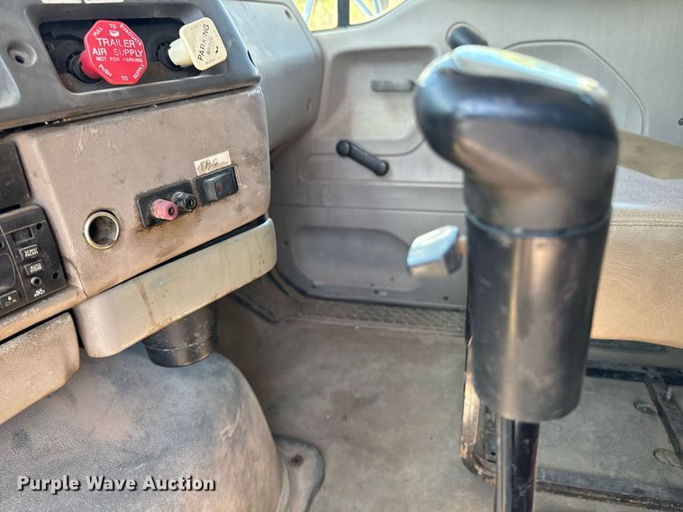 image for item EE7670 2008 Sterling AT9500 dump truck