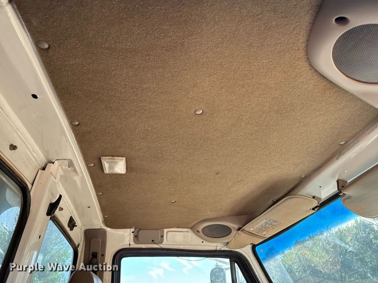 image for item EE7670 2008 Sterling AT9500 dump truck