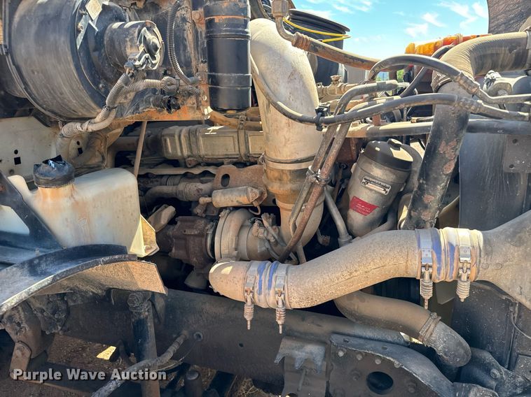 image for item EE7670 2008 Sterling AT9500 dump truck