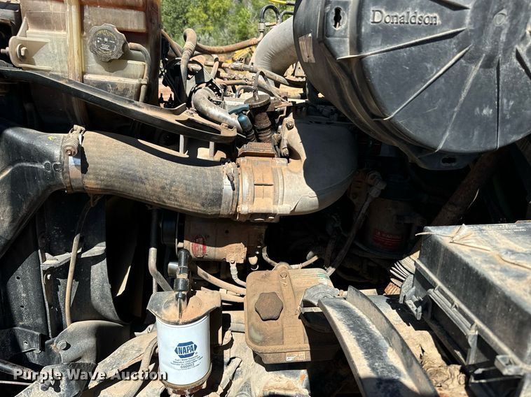 image for item EE7670 2008 Sterling AT9500 dump truck