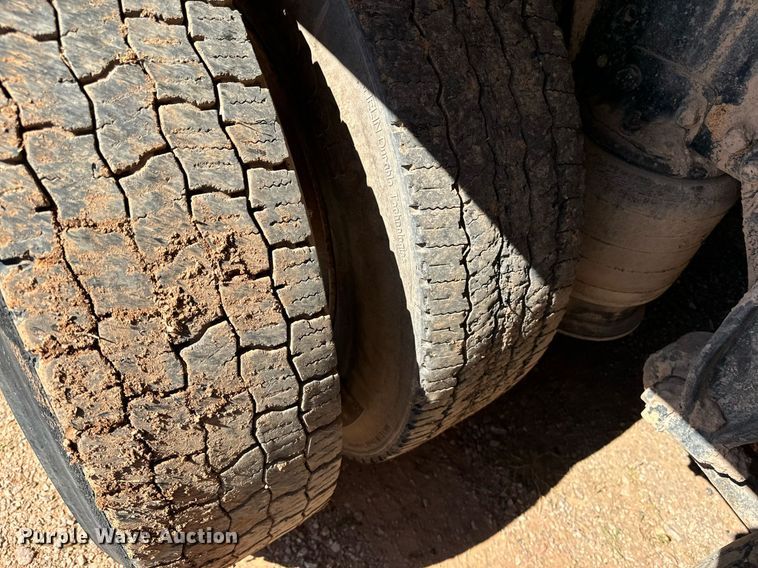 image for item EE7670 2008 Sterling AT9500 dump truck