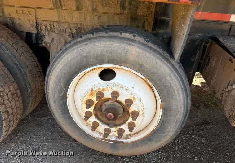 image for item EE7670 2008 Sterling AT9500 dump truck