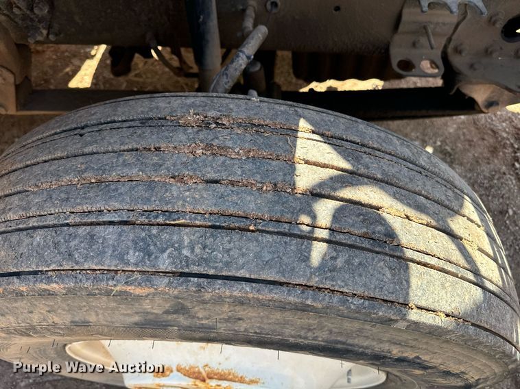 image for item EE7670 2008 Sterling AT9500 dump truck