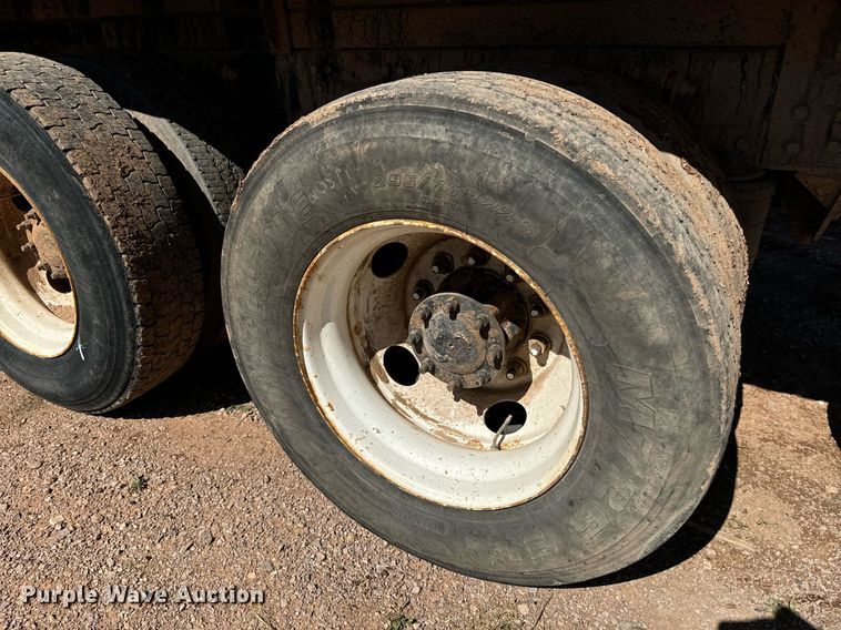 image for item EE7670 2008 Sterling AT9500 dump truck