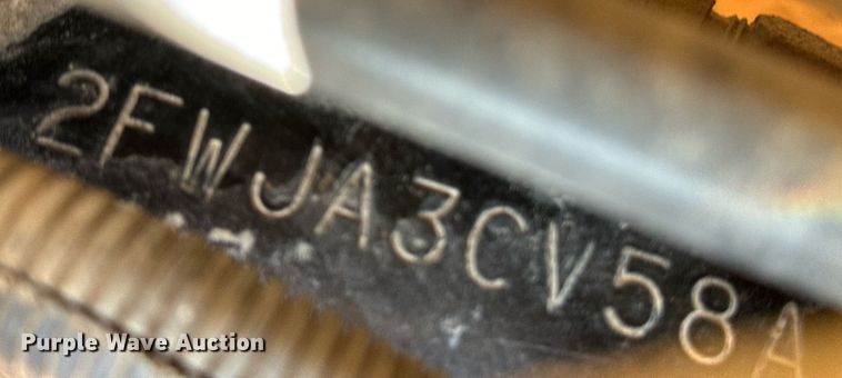 image for item EE7670 2008 Sterling AT9500 dump truck