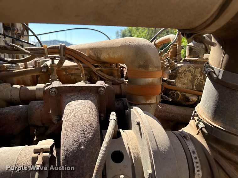 image for item EE7673 1985 Western Star water truck