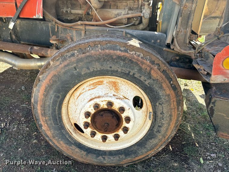 image for item EE7673 1985 Western Star water truck