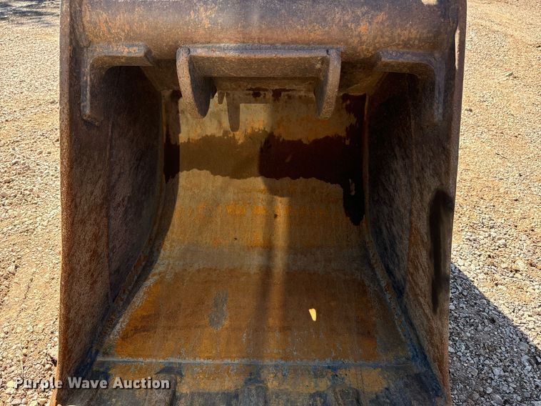 image for item EE7674 2006 Bobcat 442C mini excavator