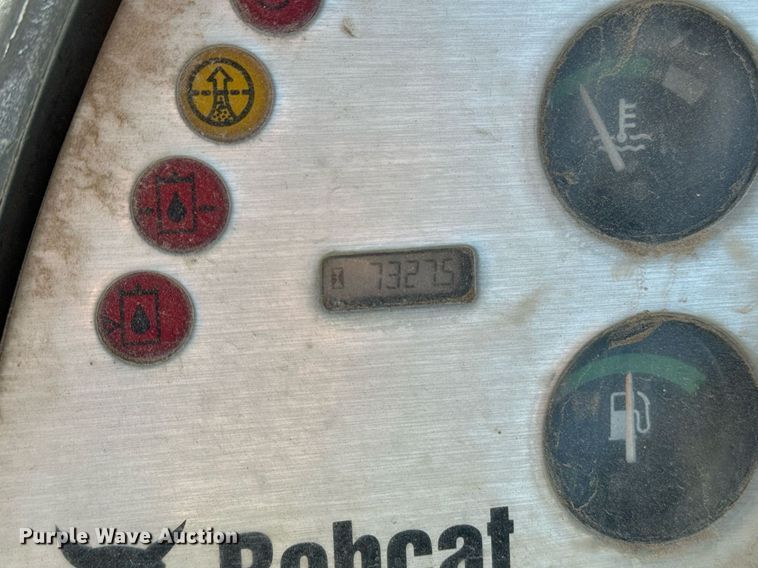 image for item EE7674 2006 Bobcat 442C mini excavator