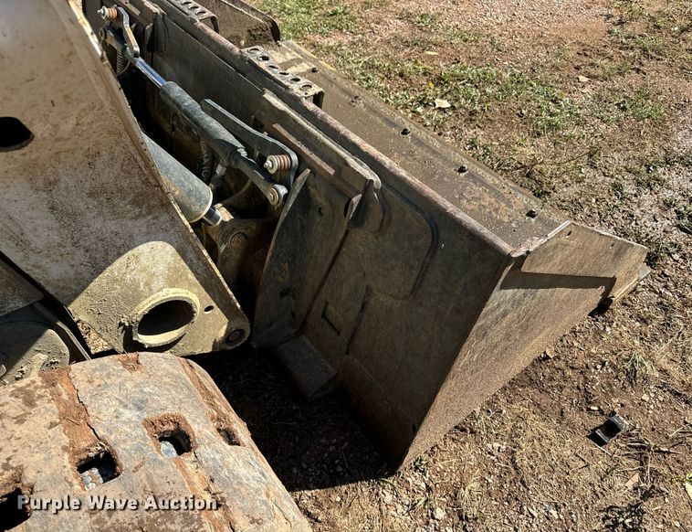 image for item EE7678 2013 Bobcat T590 tracked skid steer loader