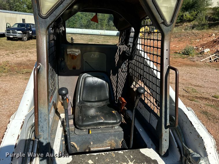 image for item EE7679 2004 Bobcat S185 skid steer loader