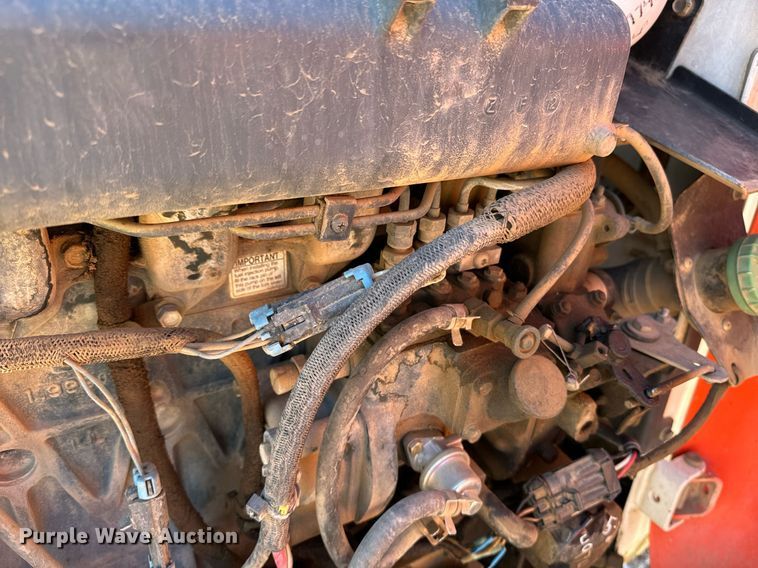 image for item EE7679 2004 Bobcat S185 skid steer loader