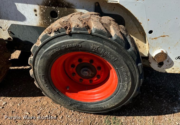 image for item EE7679 2004 Bobcat S185 skid steer loader