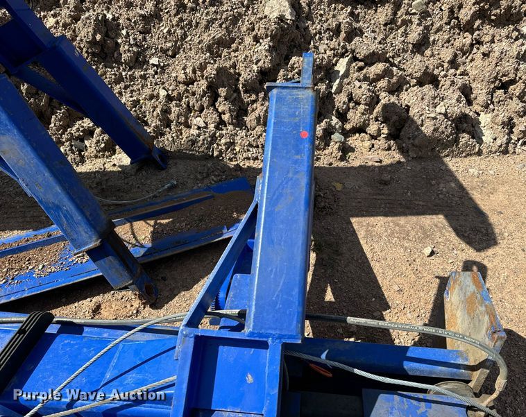 image for item EE7682 Two post automotive lift