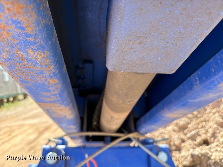 image for item EE7682 Two post automotive lift