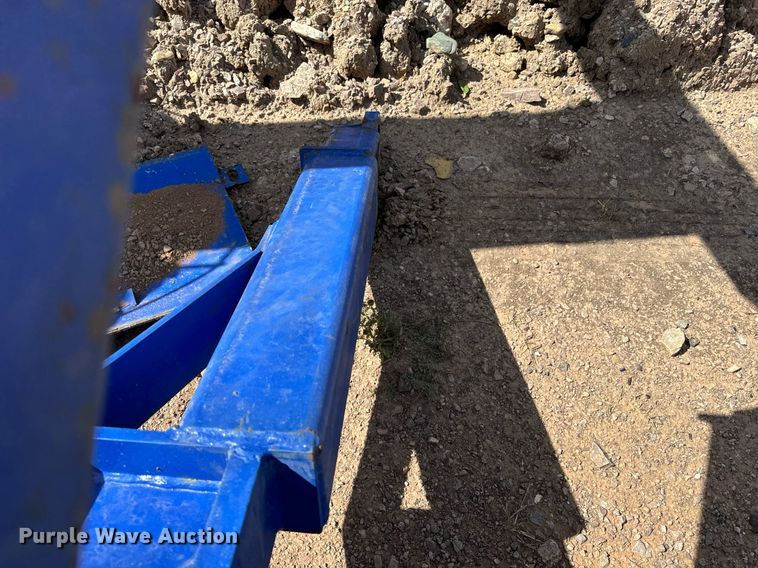 image for item EE7682 Two post automotive lift