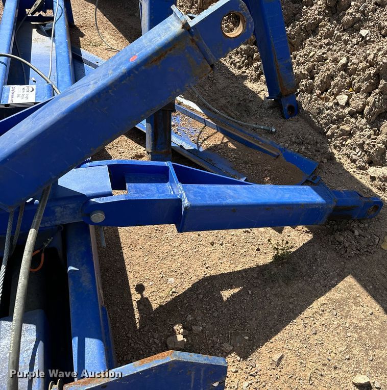 image for item EE7682 Two post automotive lift