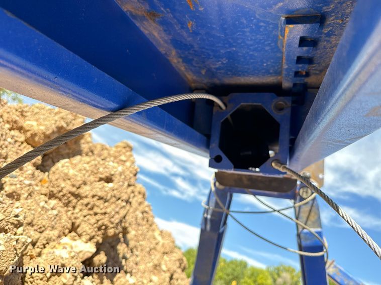 image for item EE7682 Two post automotive lift