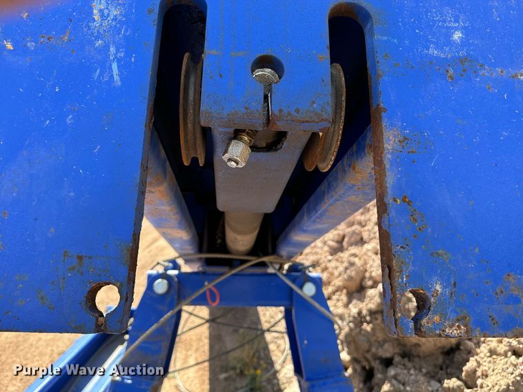 image for item EE7682 Two post automotive lift