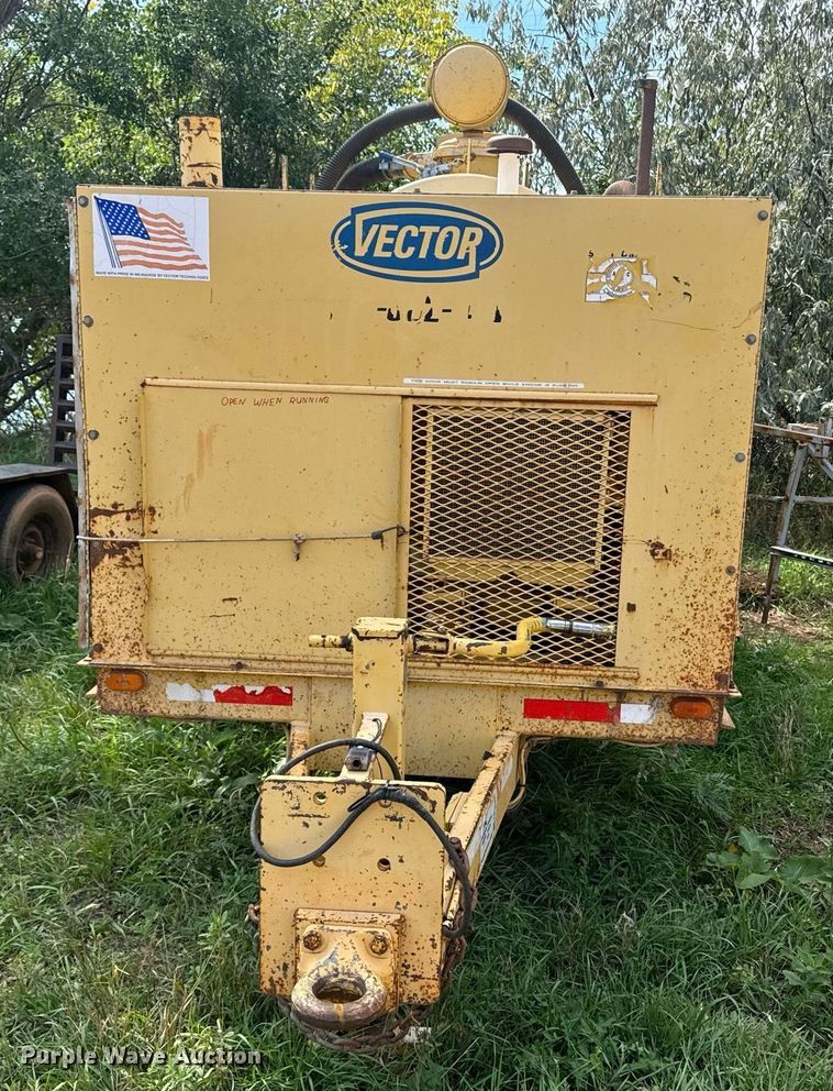 image for item EE7699 2002 Vector 09007 vacuum excavator