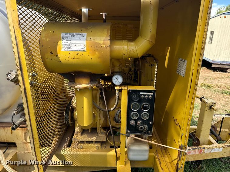 image for item EE7699 2002 Vector 09007 vacuum excavator