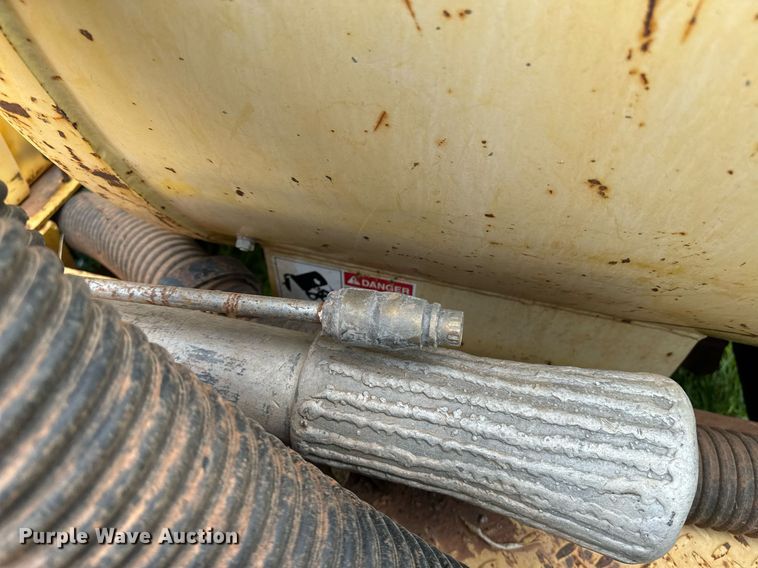 image for item EE7699 2002 Vector 09007 vacuum excavator