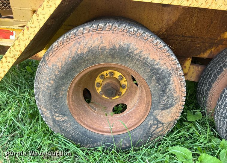 image for item EE7699 2002 Vector 09007 vacuum excavator