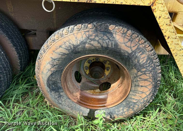 image for item EE7699 2002 Vector 09007 vacuum excavator