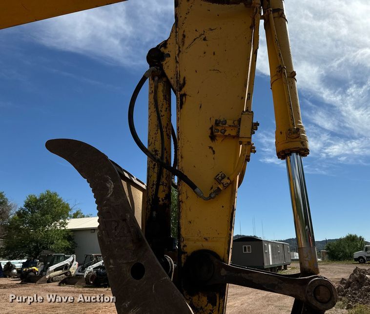 image for item EE7710 2003 Komatsu PC270LC-7L excavator