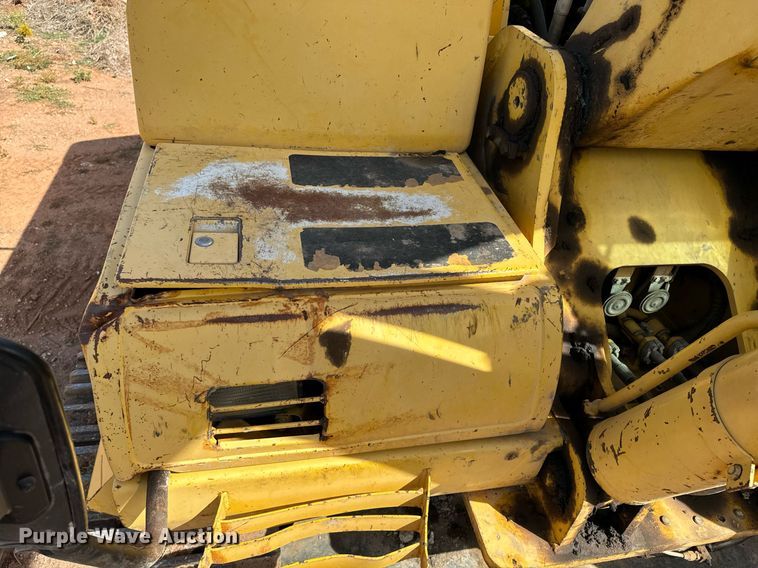 image for item EE7710 2003 Komatsu PC270LC-7L excavator