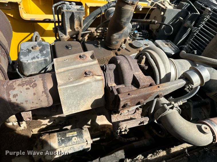 image for item EE7710 2003 Komatsu PC270LC-7L excavator