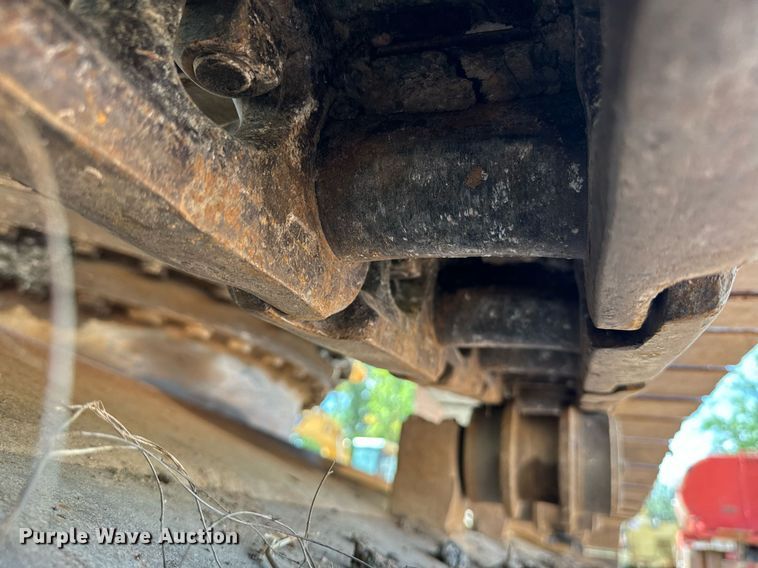 image for item EE7710 2003 Komatsu PC270LC-7L excavator