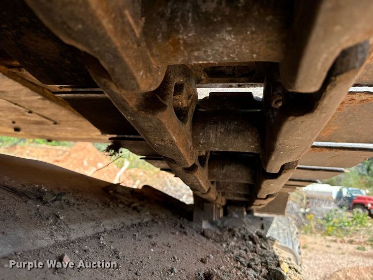 image for item EE7710 2003 Komatsu PC270LC-7L excavator