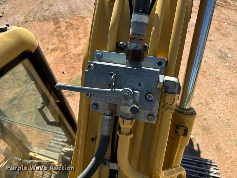 image for item EE7711 2001 Caterpillar 312B L excavator